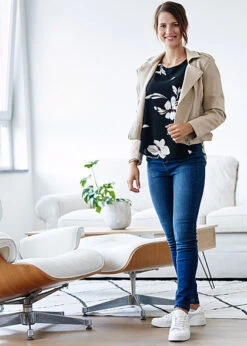 Hailys Damen High-Waist Skinny Jeans Hose 4er Knopfleiste 5-Pockets Dunkel Blau Denim -Onlyy Kleidung Geschaft 20073664 3