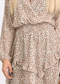 Styleboom Fashion Damen V-Neck Chiffon Crepe Kleid Stufenrock Off Weiss Beige 9 Styleboom Fashion Damen V-Neck Chiffon Crepe Kleid Stufenrock Off Weiss Beige -Onlyy Kleidung Geschaft 20106441 4