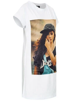 Styleboom Fashion Damen T-Shirt Kleid Woman Hat Print Weiss -Onlyy Kleidung Geschaft 21046609 1