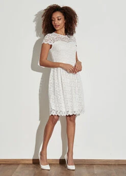 VILA Damen NOOS Spitzenkleid 2-lagig Knopf Verschluss Hinten Cloud Dancer Weiss -Onlyy Kleidung Geschaft 21110373 3