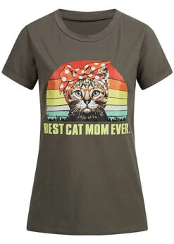 Styleboom Fashion Damen T-Shirt Mit Cat Mom Print Oliv Grün